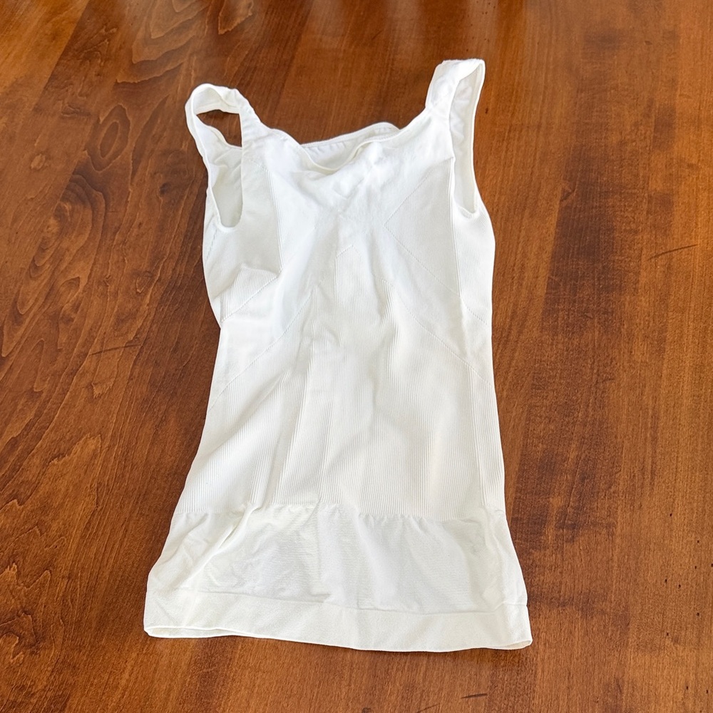 BLANQI Maternity Top - Picture 2 of 5